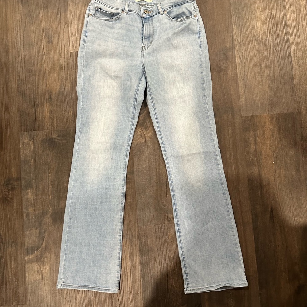 Levi's Women's Light Blue Boot Cut Jeans